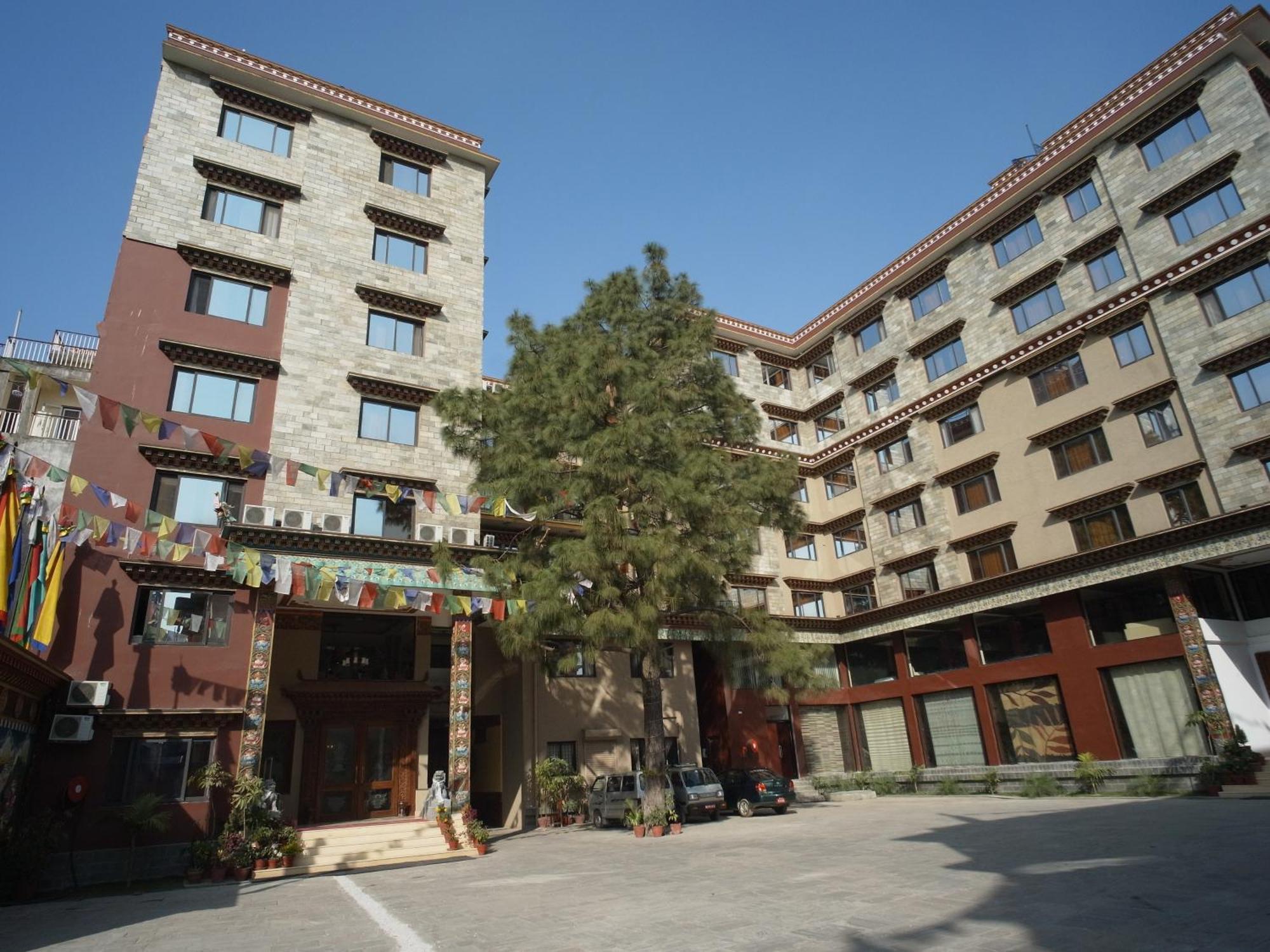Hotel Tibet International Katmandú Exterior foto