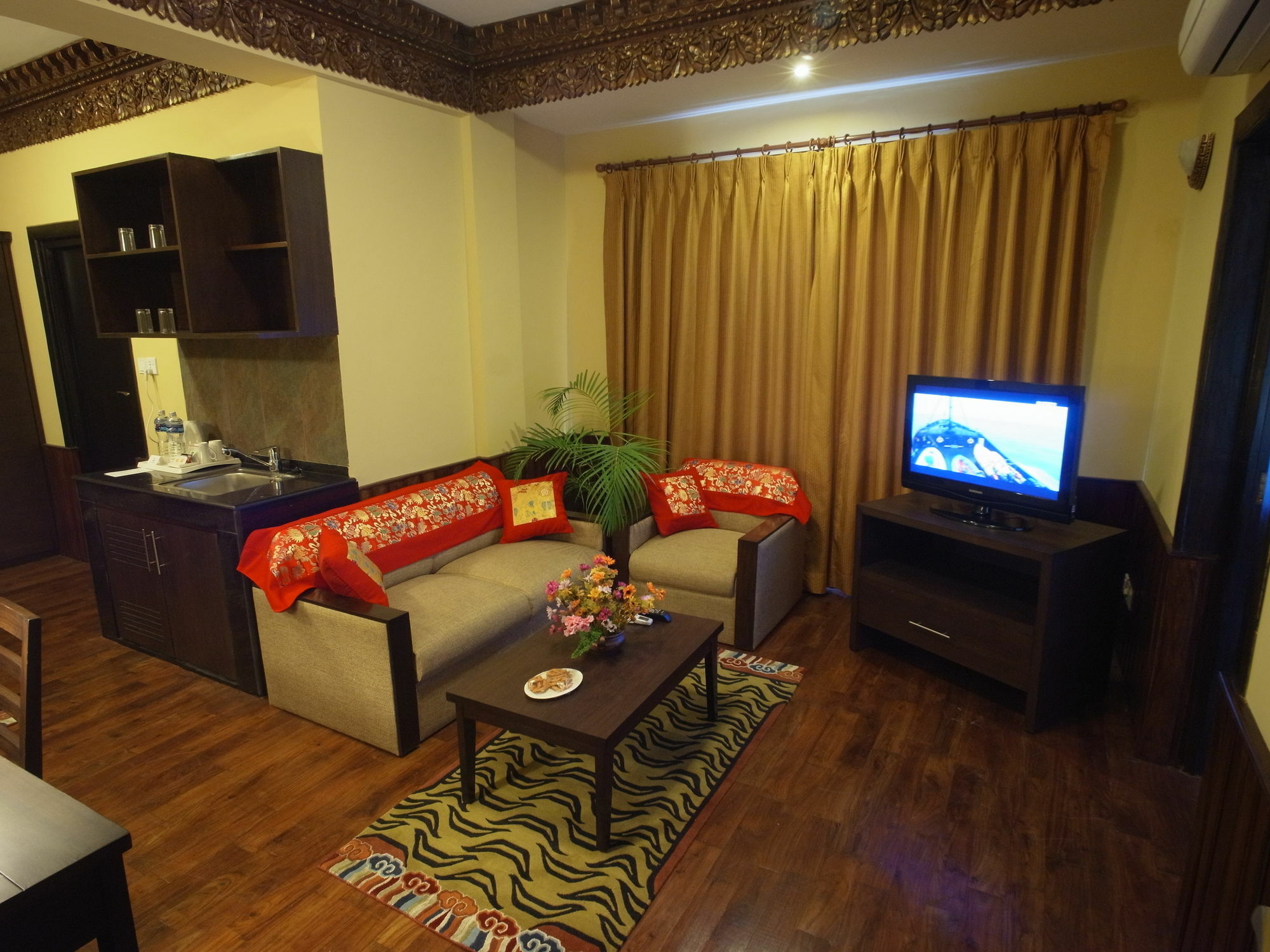 Hotel Tibet International Katmandú Habitación foto